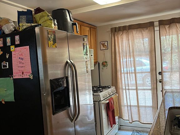 5th image of 1250-1254 N Sierra Bonita Ave