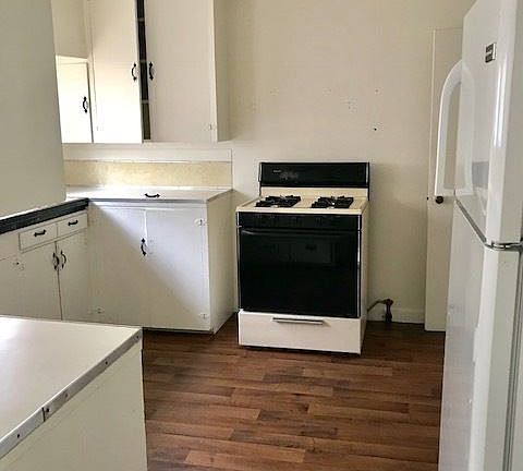 5th image of 3551 Arnold Ave