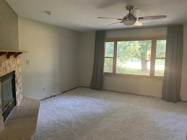 21580 Mary Lynn Dr — Photo 11