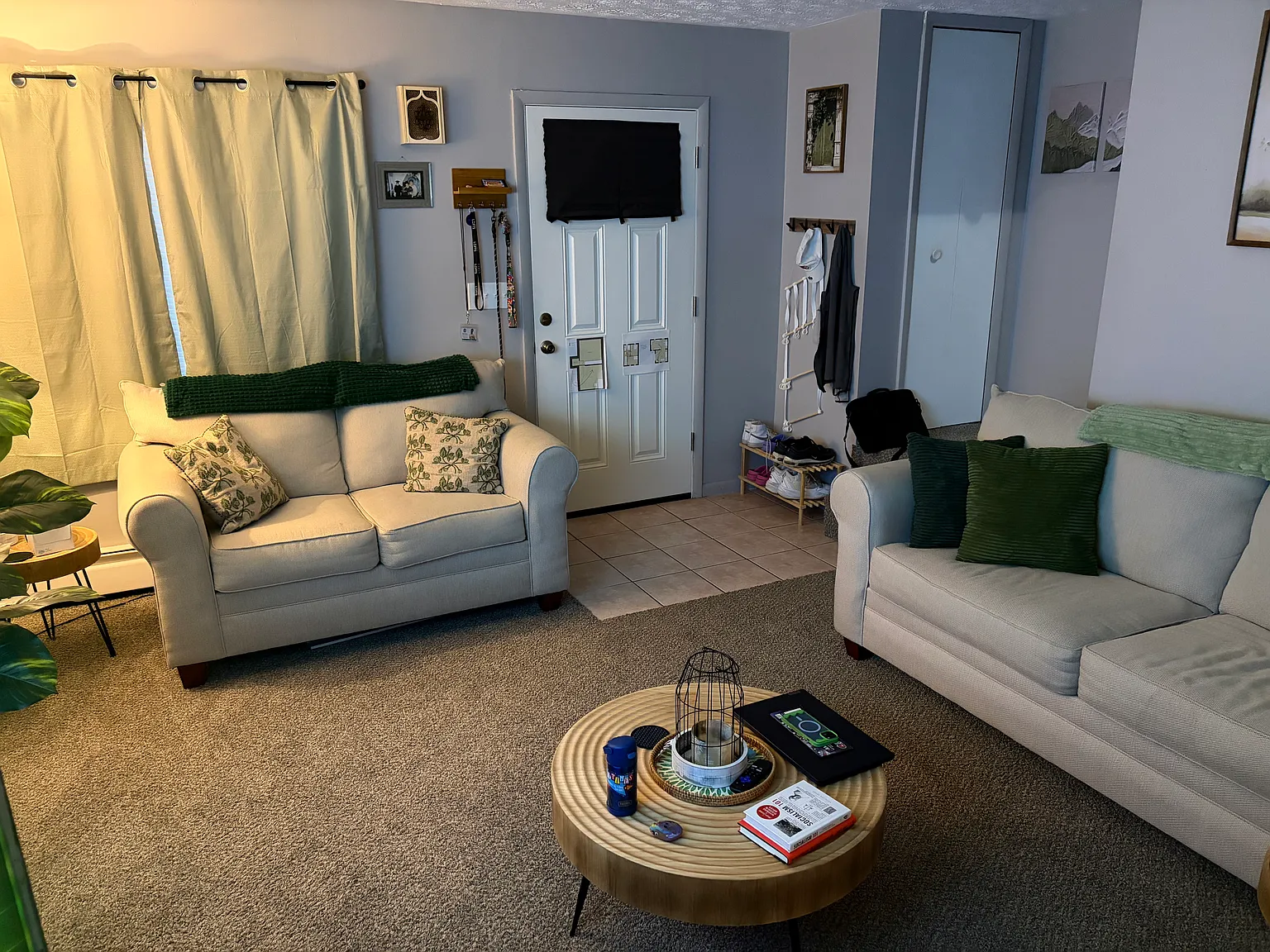 2 bed, 1.5 bath, 1300 sqft, $950 — Photo 3