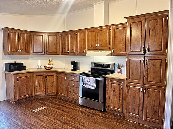 5th image of 17393 Catha Ln