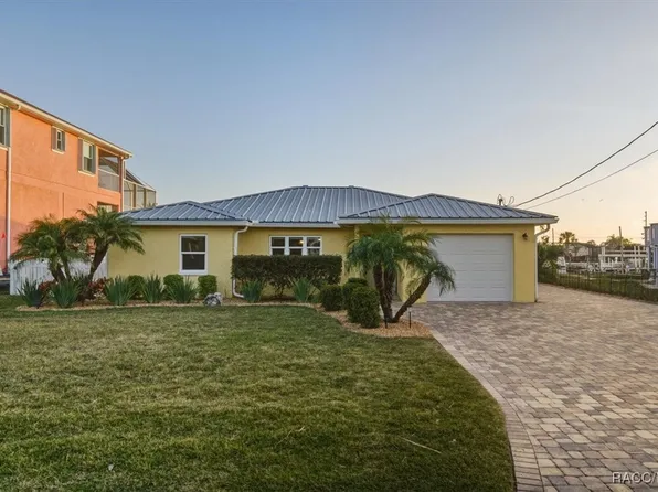 3288 Minnow Creek Dr, Hernando Beach, FL 34607