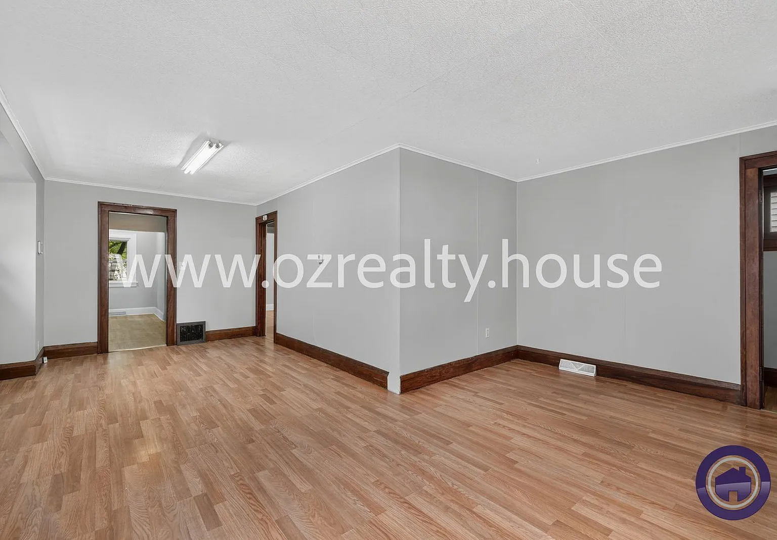 2 bed, 1.0 bath, 816 sqft, $975 — Photo 4