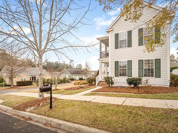 5th image of 2123 Fernleigh Dr