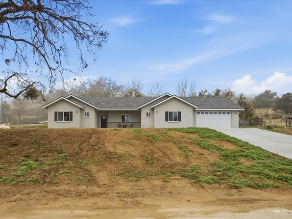 18671 Buckeye Pl, Tehachapi, CA 93561