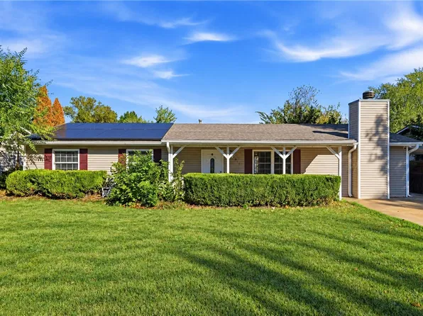 911 N 30th St, Rogers, AR 72756