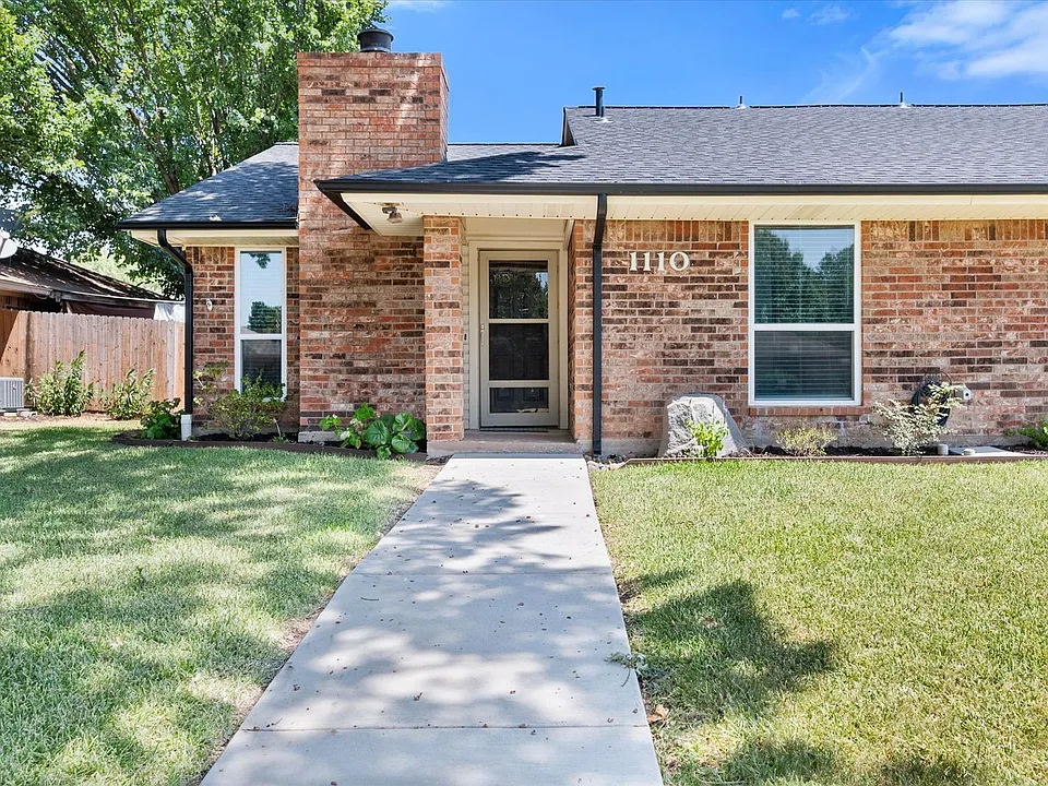 1110 Fairhaven Dr