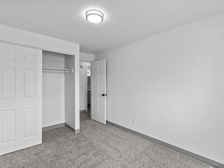 Houk 33 Apartments — Photo 39
