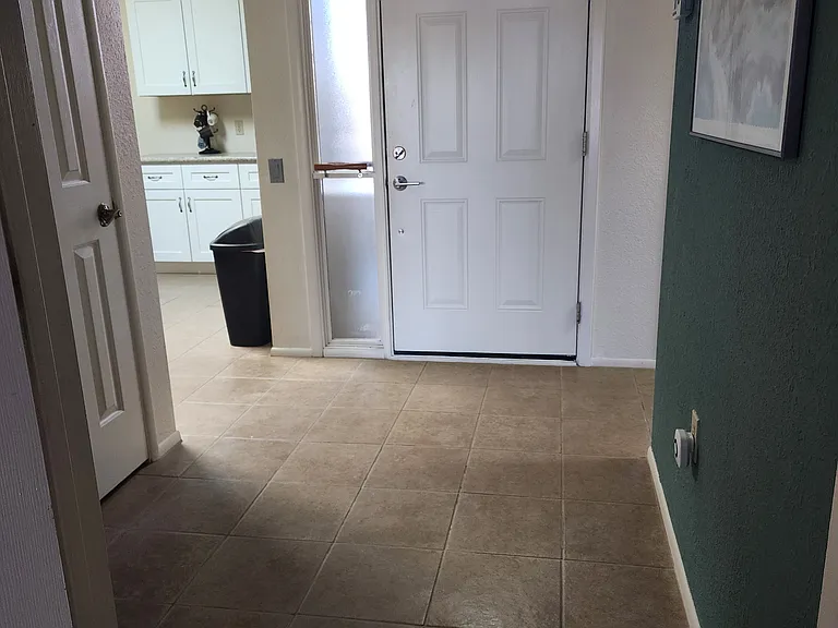 1525 W Via Del Jarrito — Photo 9