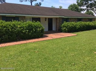 308 Country Ridge Rd, Opelousas, LA 70570