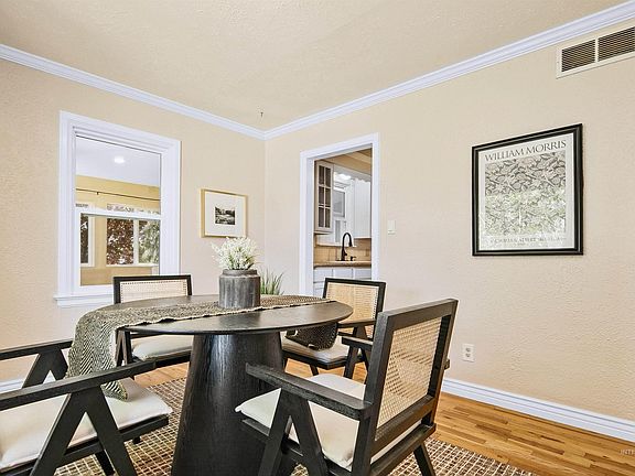 5th image of 723 S Opal St