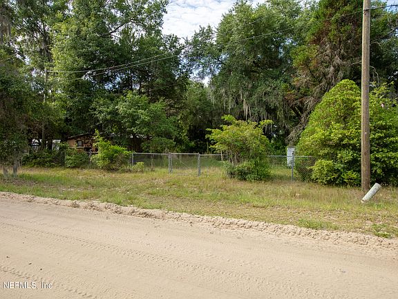 4th image of 187 LAKEVIEW Drive