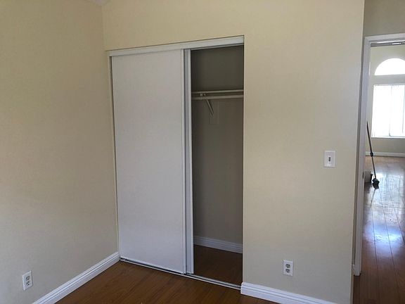 5th image of 36856 Westgate Dr