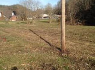 153 Castle Dr, Morehead, KY 40351