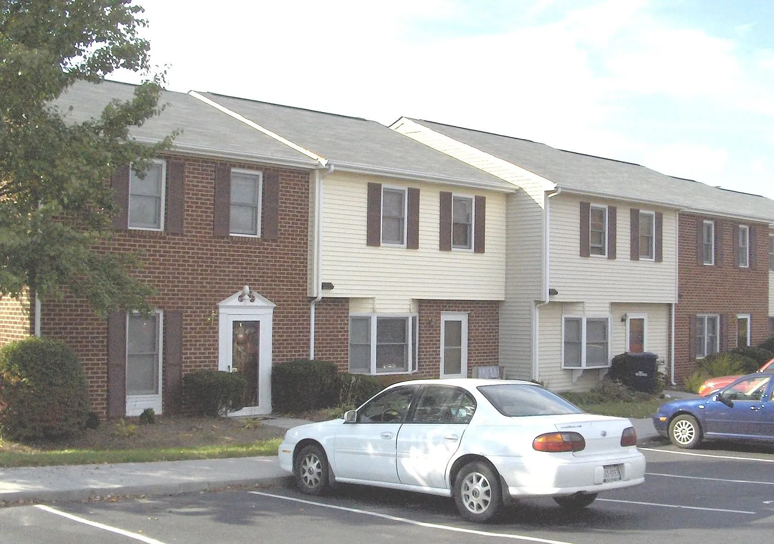 3 Bedroom 2.5 Bath Townhouse — Photo 1