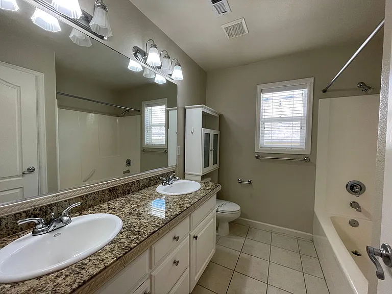 16116 SW Bray Ln — Photo 40