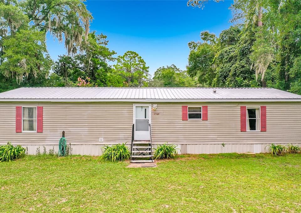 1st image of 1021 NW 111TH COURT
