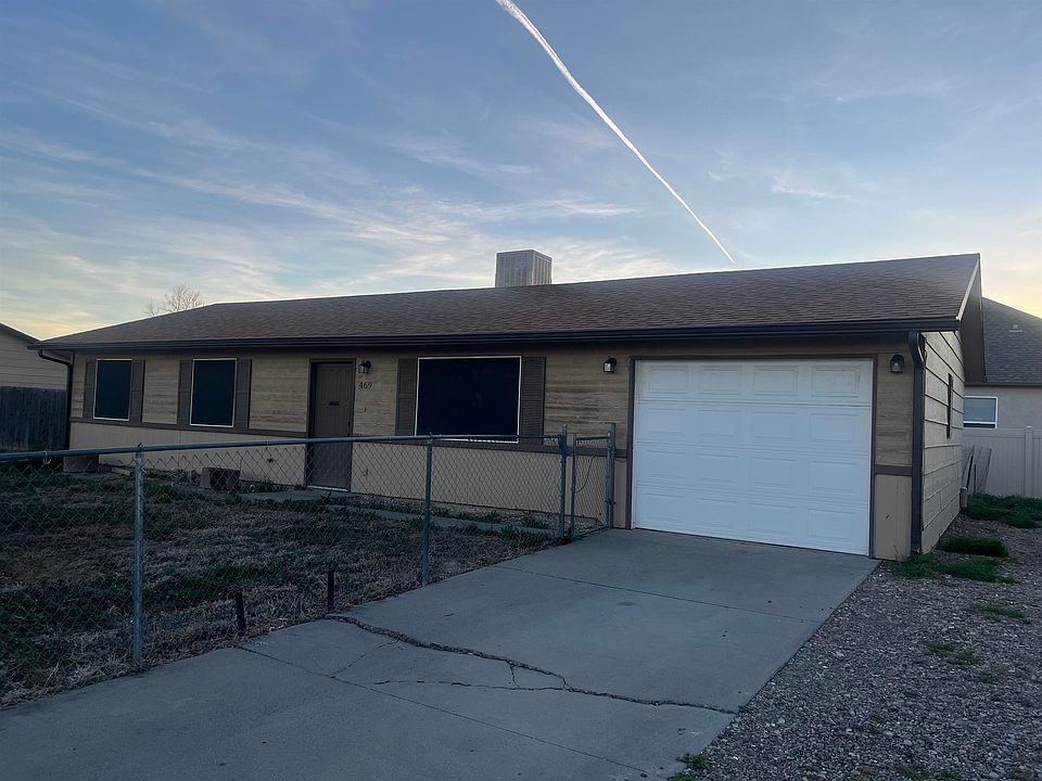 1st image of 469 Royal Ann Way