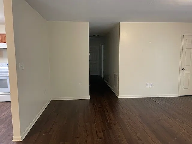 314 Citadel Dr — Photo 3