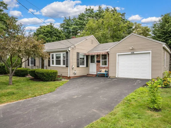 16 Fernald Street, Portland, ME 04103