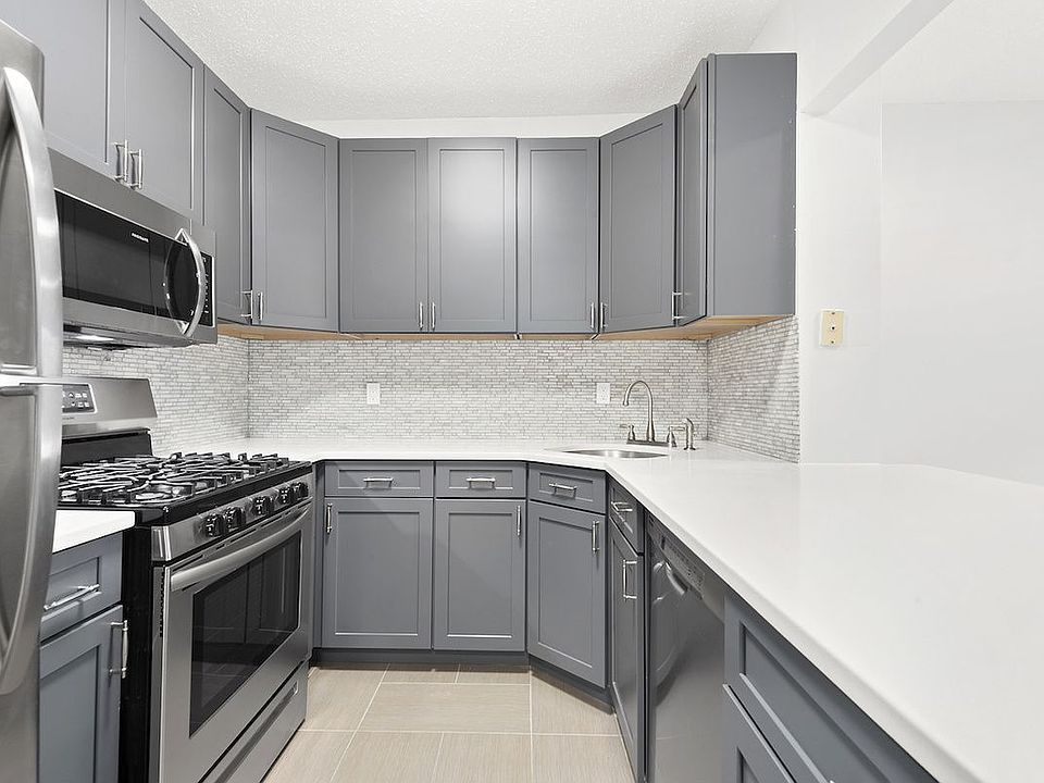 1st image of 689 Bergen St #3