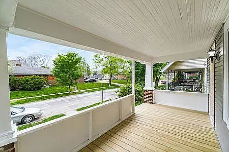 3 bed, 1172 sqft, $1,800 — Photo 3