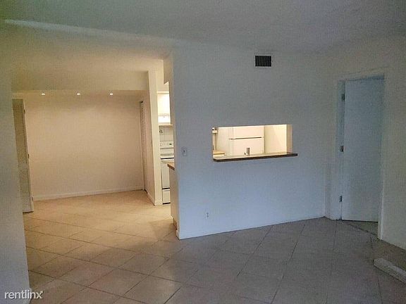 5th image of 6341 Chasewood Dr APT B