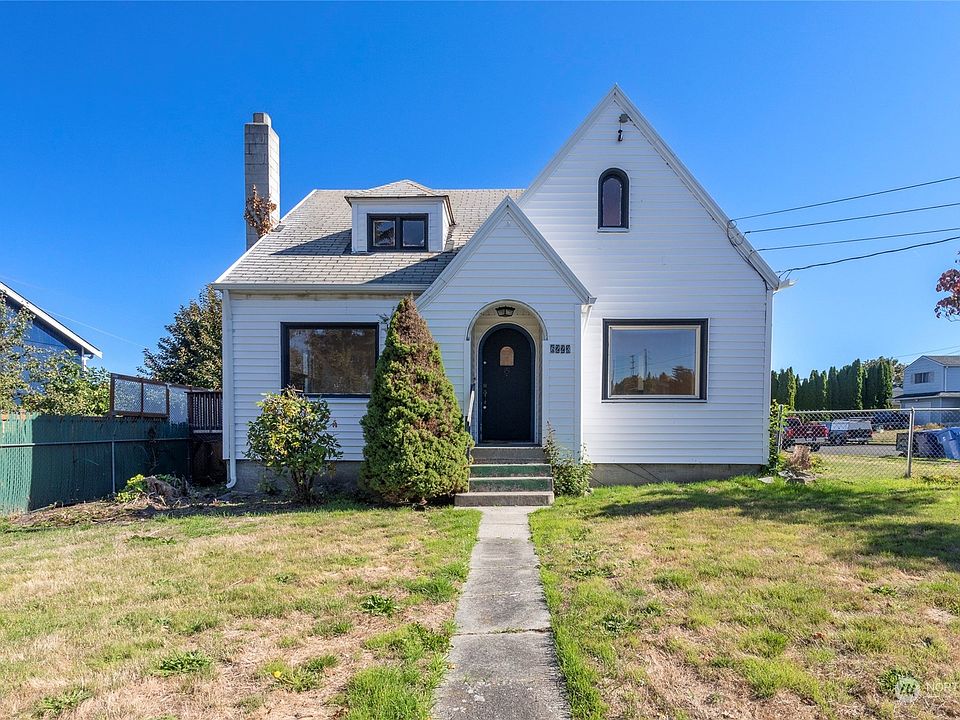 1st image of 6223 E Portland Avenue