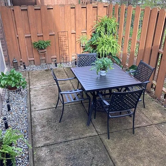Put your personal touches on this private patio surrounded by nature!