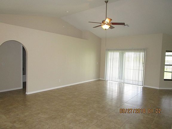 3rd image of 1828 NE 19th Pl