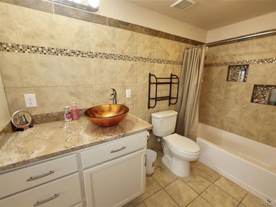 1300 S Parker Rd APT 399F, Denver, CO, 80231