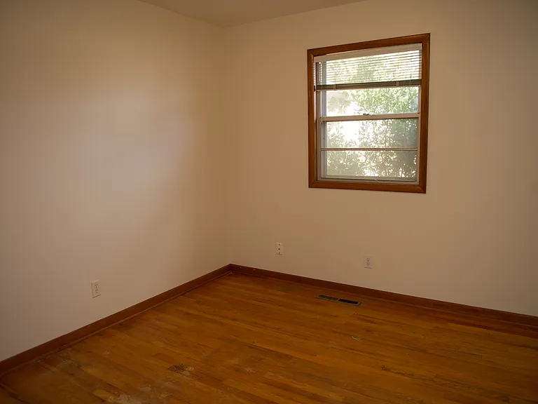 2502 N Monroe St — Photo 10