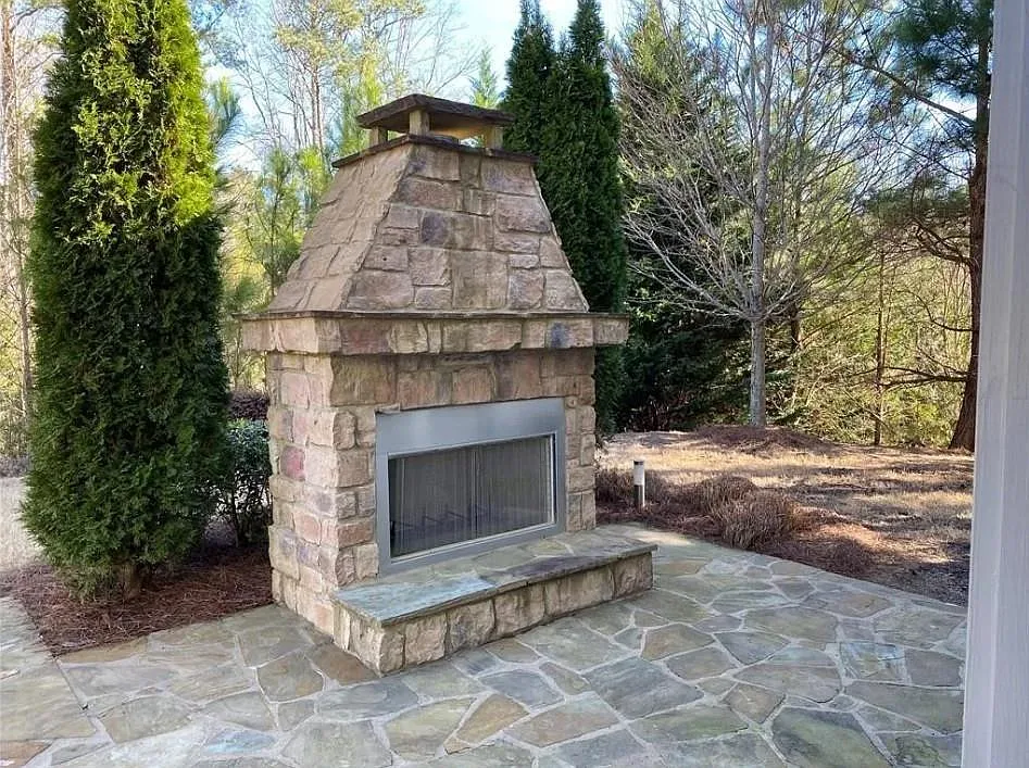 Building Photo - 1030 Delo Ln