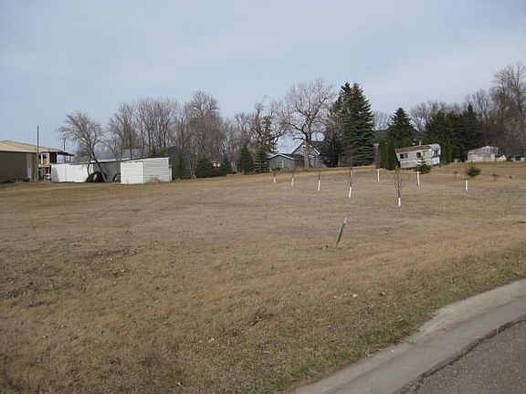 2nd image of Xxxxx Poplar Ave