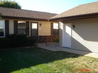 1003 Berkley Cir, Mishawaka, IN