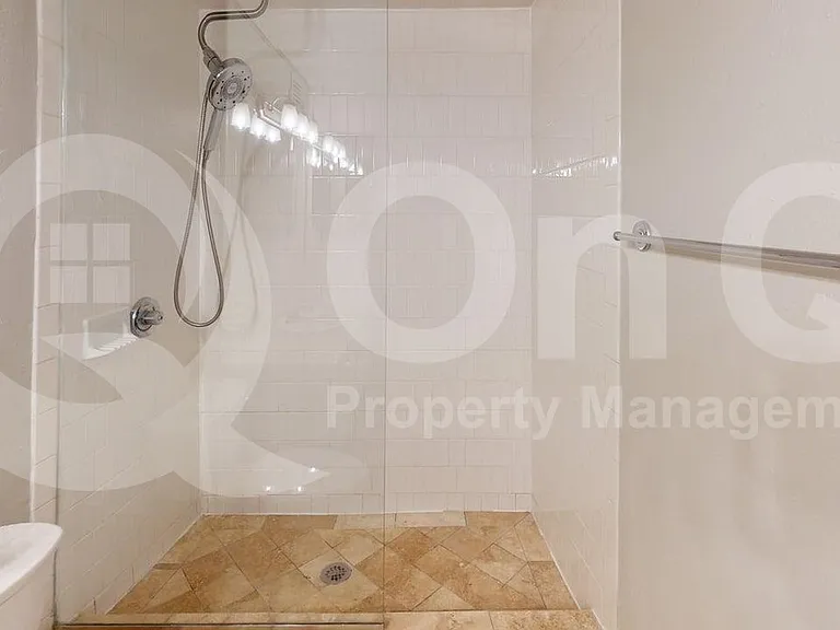 5925 E University Blvd #132 — Photo 10