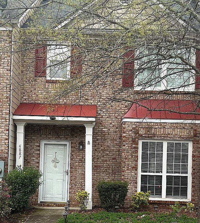 1st image of 4887 Robinson Square Dr NW