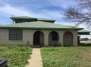1100 Kiriaka Dr, Eagle Pass, TX 78852