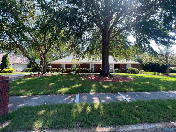 1234 Meadow Park Dr SE, Huntsville, AL 35803
