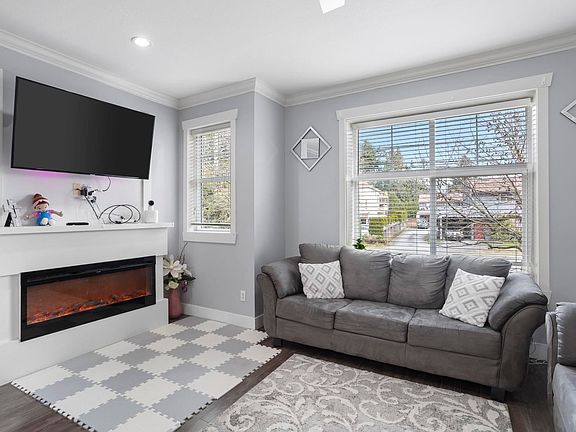 5th image of 33860 Marshall Rd #8