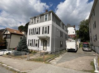 31 Shelby St, Worcester, MA 01605