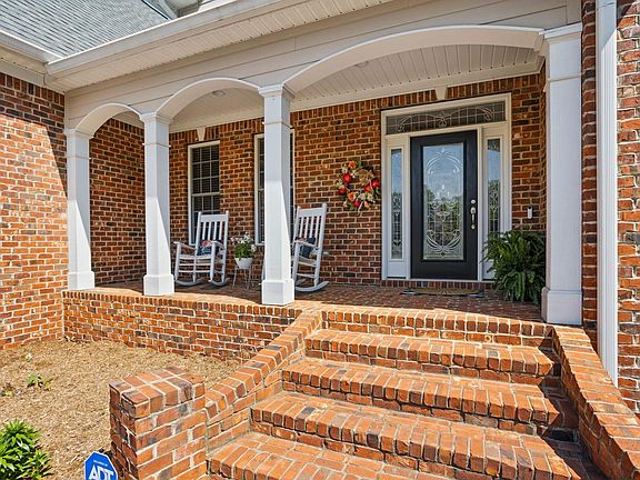 3rd image of 213 Sawgrass Ct