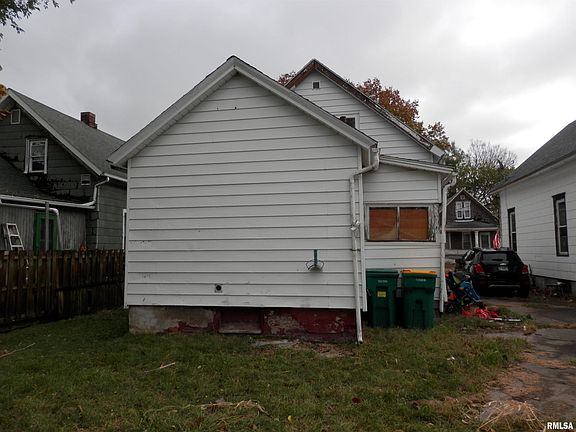 4th image of 206 Cottage Ave