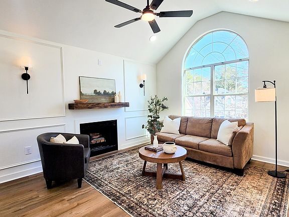 3rd image of 2520 Carolina Rdg