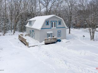 863 E Drexel Blvd, Twin Lake, MI 49457