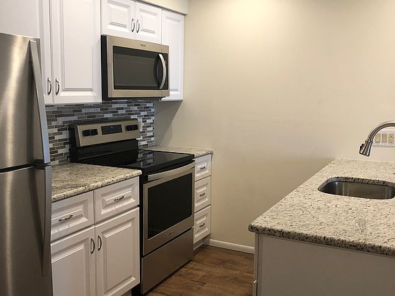 UPDATED KITCHEN