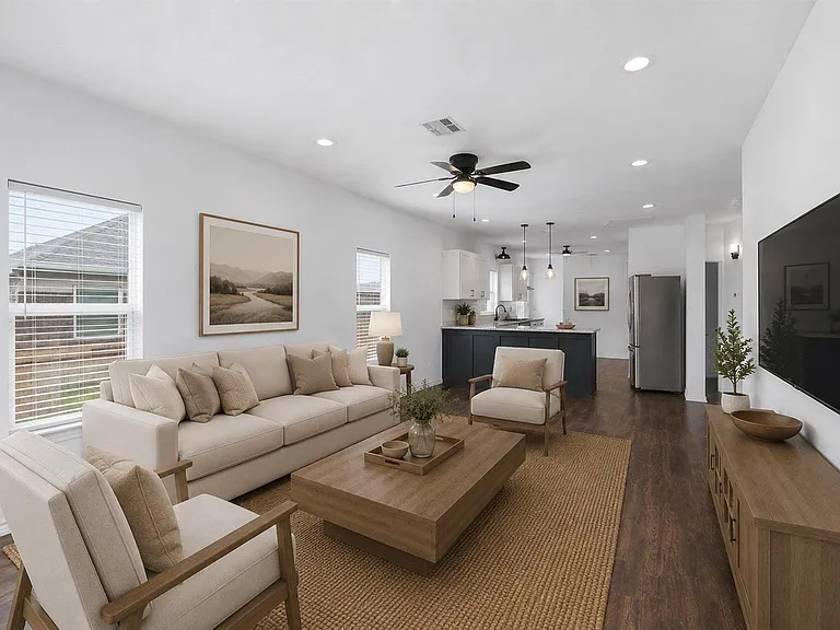 4217 Sterling St — Photo 4