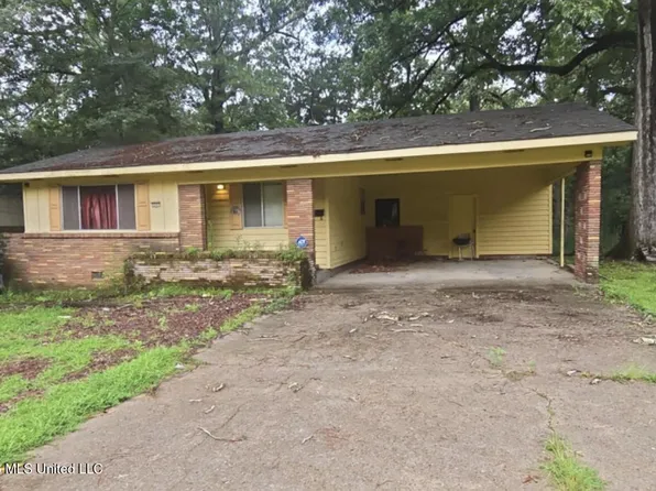 2247 Alta Woods Ter, Jackson, MS 39204