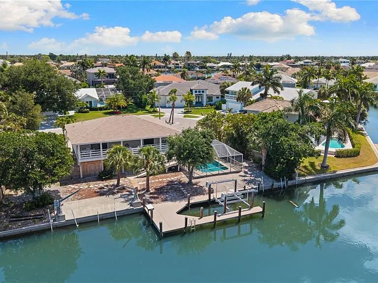 324 Waterleaf Ct — Photo 36