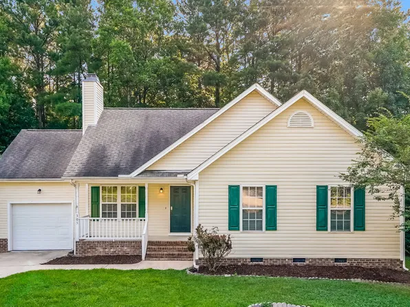 305 Wood Green Dr, Wendell, NC 27591